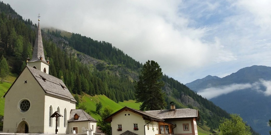 Vasica Kalkstein z romarsko cerkvijo "Maria Schnee"