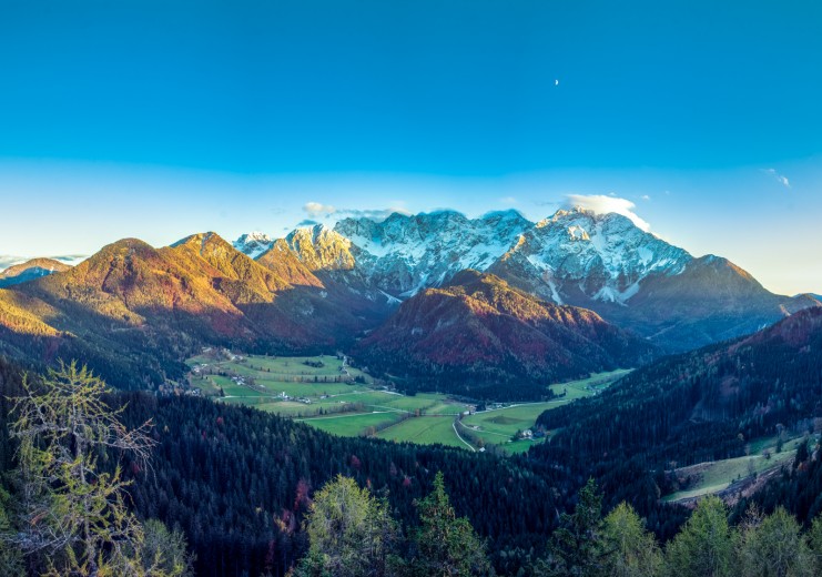 Kamniško-Savinjske Alpe nad Jezerskim